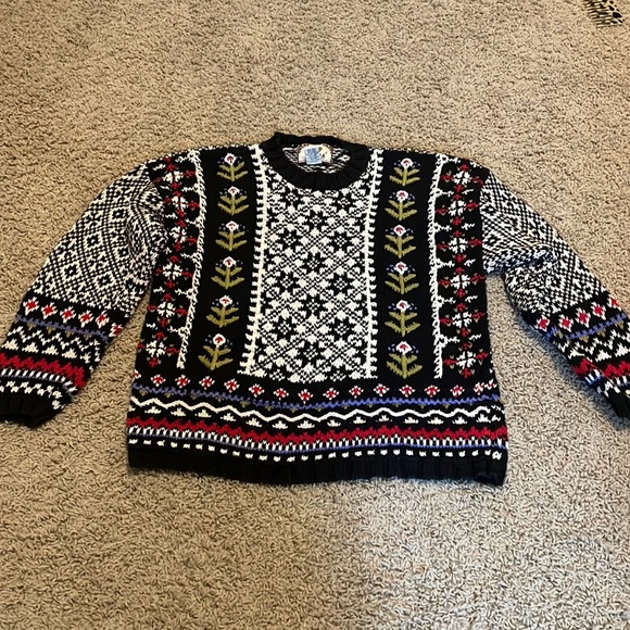 Tiara Sweaters Vintage Tiara International Black An White Floral Knit Sweater Poshmark